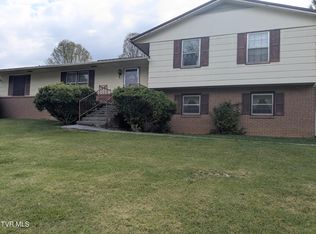 201 Spring Brook Dr, Bristol, TN 37620