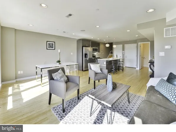 727 N 20th St #3, Philadelphia, PA 19130