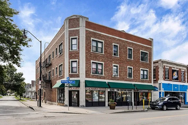 25 Broezel St — Photo 2