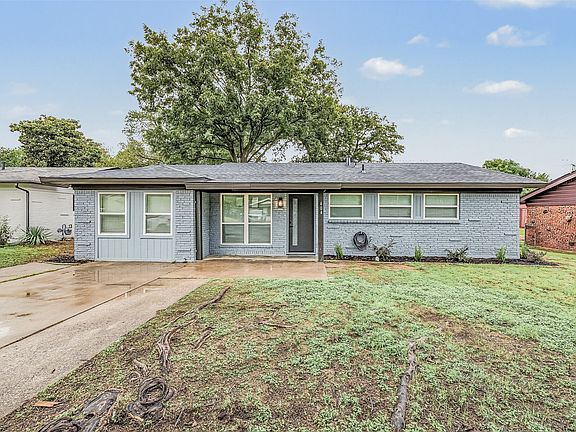 2nd image of 404 Simmons Dr