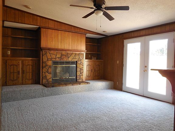 4th image of 469 Fannie Dr