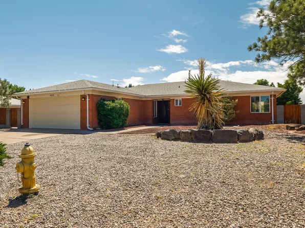 4632 Rainbow St NW, Albuquerque, NM 87114