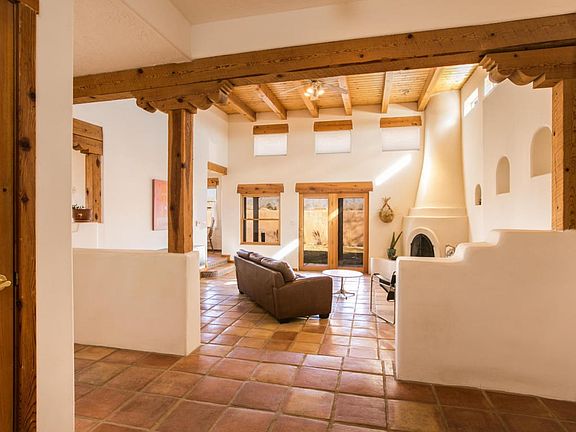 694 Mission Valley (005)