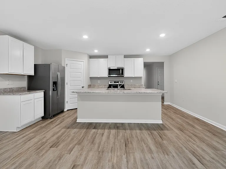 6817 Interlachen Ln — Photo 20