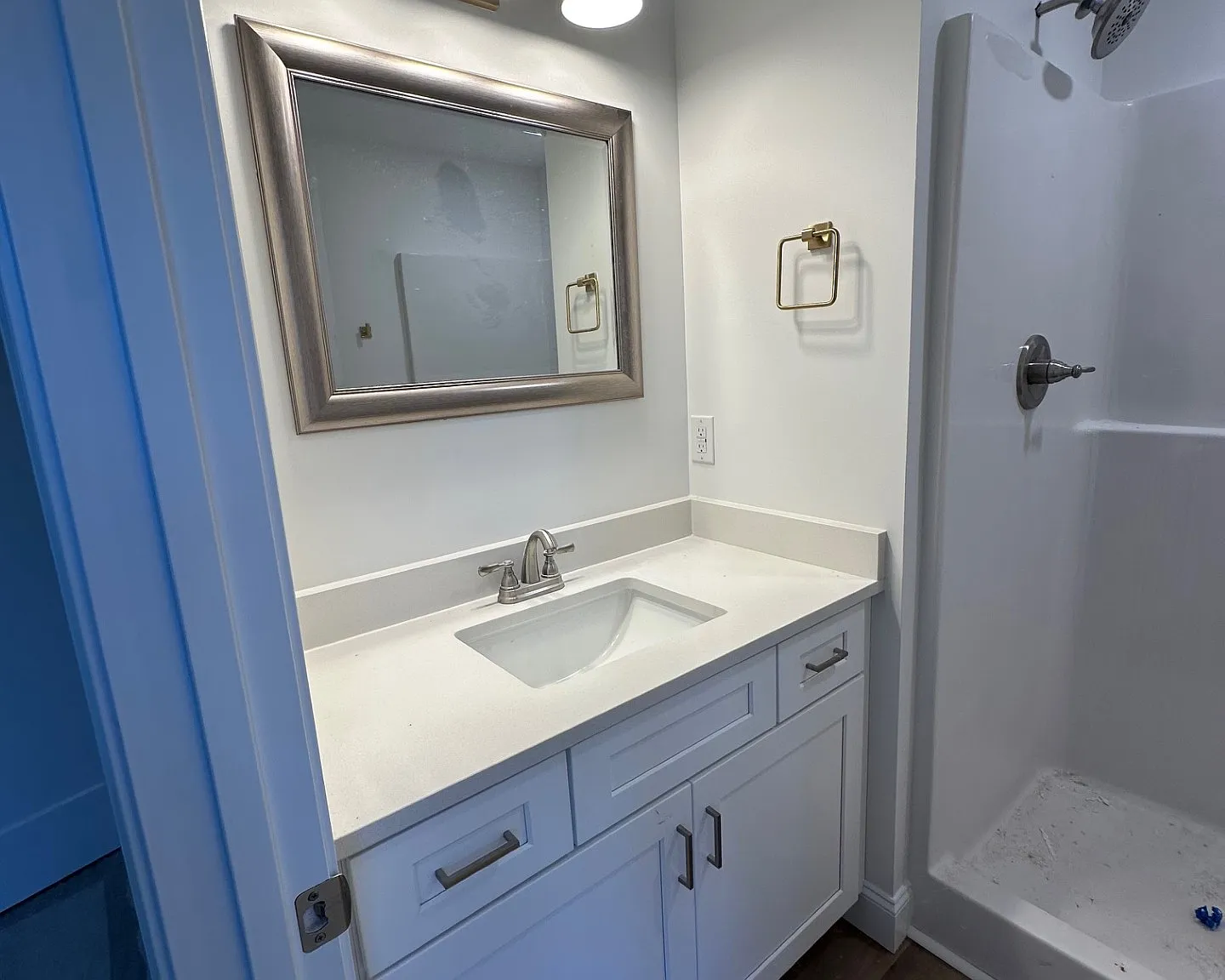 2 bed, 2.5 bath, 1050 sqft, $1,375 — Photo 3