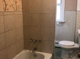 1025 Adeline St, Trenton, NJ 08610