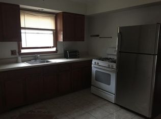 888 Maloon Ave, Franklin Square, NY 11010