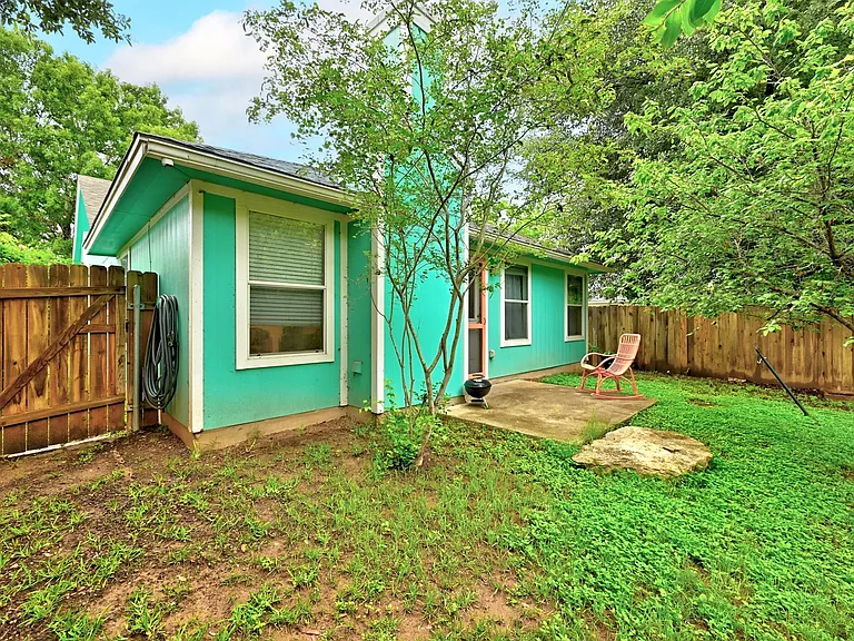 1103 Emmitt Run — Photo 24