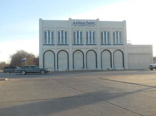 502 E California St, Gainesville, TX 76240