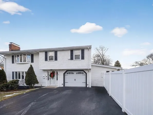 59 Wyman St, Medford, MA 02155