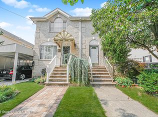 111 Gary St, Staten Island, NY 10312