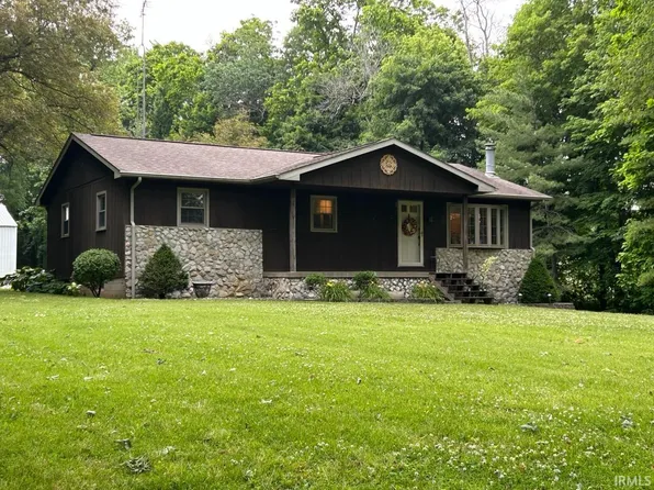 6853 W Division Rd, Petersburg, IN 47567