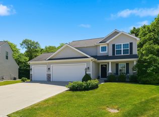 343 Lisbon Dr, Fort Wayne, IN 46818