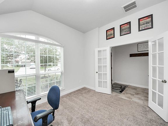 4th image of 13715 Madera Bend Ln