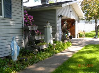 525 N River St, Tawas City, MI 48763