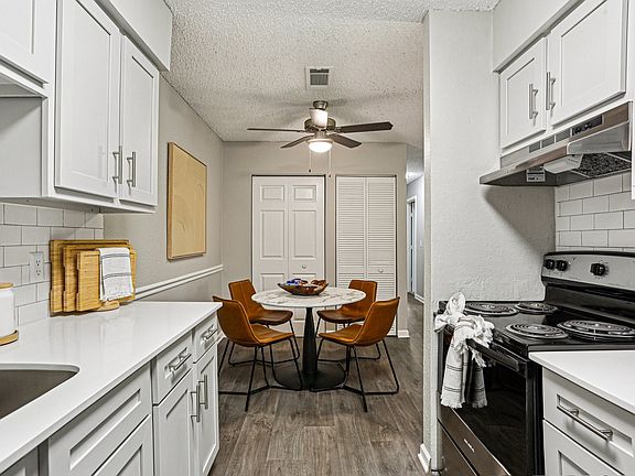 5th image of 5242 Edmondson Pike APT 210