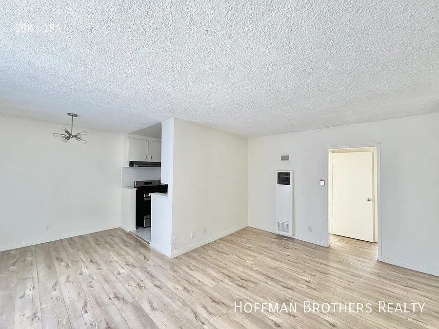1 bed, $1,895 — Photo 4