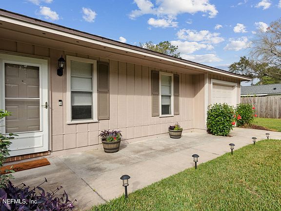 4th image of 10746 GELDING Drive