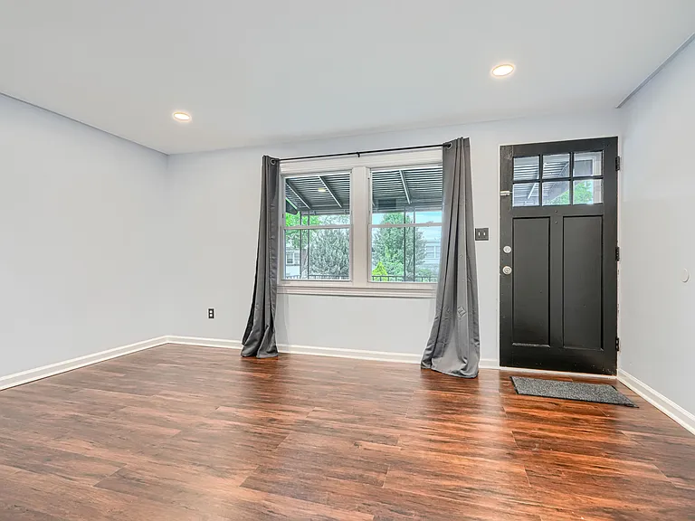7906 Wynbrook Rd — Photo 7