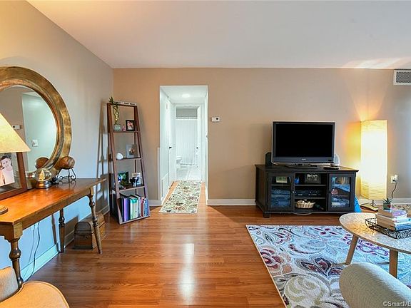 3rd image of 3 Brookwood Dr APT C