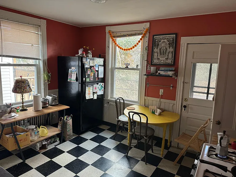 398 Centre St #3 — Photo 8