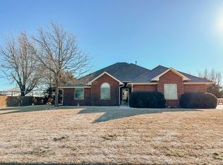 903 N Aspen Ln, Hinton, OK 73047