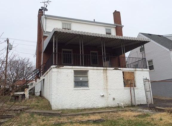 3rd image of 3741 Monfort Heights Dr