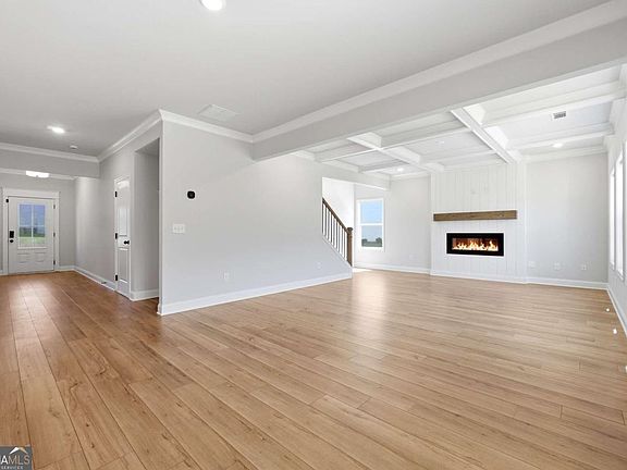 4th image of 176 Brant Cir