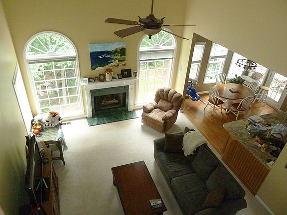 2nd image of 2097 Stanrich Ct