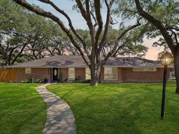 7702 Nairn St, Houston, TX 77074