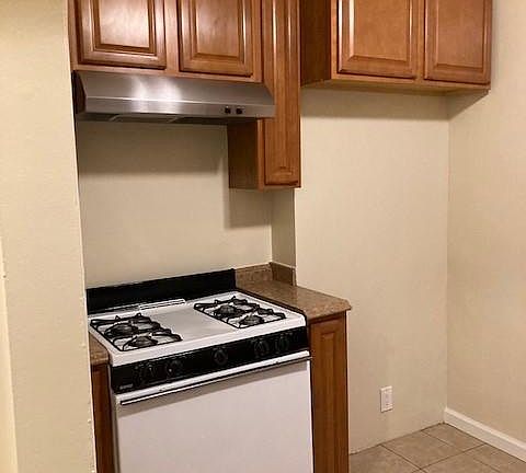 Kitchen includes stove/oven.