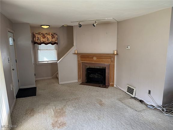 2nd image of 10805 Plymouth Ave