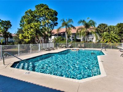 1048 Manor Lake Dr #C-202, Naples, FL, 34110