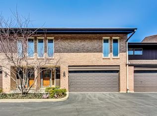 1723 Wildberry Dr UNIT B, Glenview, IL 60025