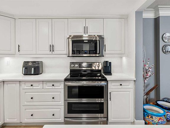 4th image of 2425 90th Ave SW #207