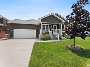 1517 Maple St, Wyandotte, MI 48192