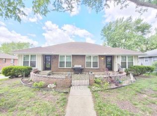 719 NW 6th St APT A, Blue Springs, MO 64014