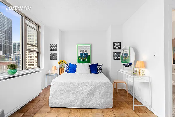 Sold by Corcoran | media 2