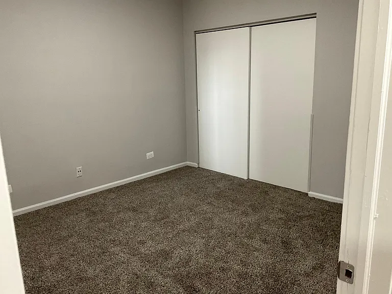 6209 S Greenwood Ave #203 — Photo 10