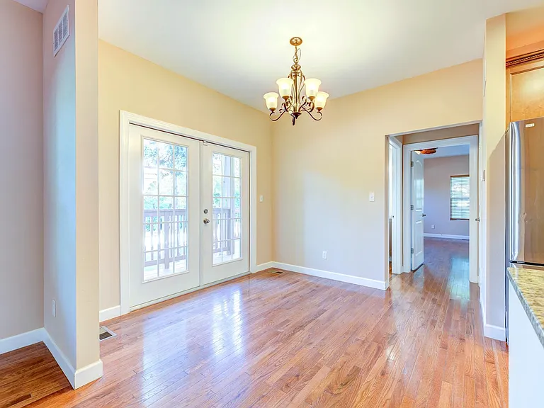 1140 Collingwood Dr — Photo 10