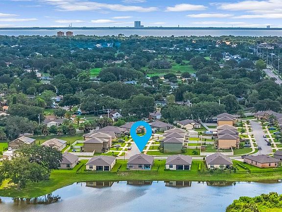 3rd image of 2735 Alibird Dr