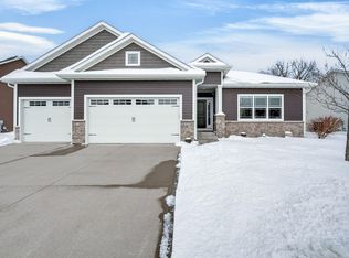 5331 Rowling Dr, Ames, IA 50010