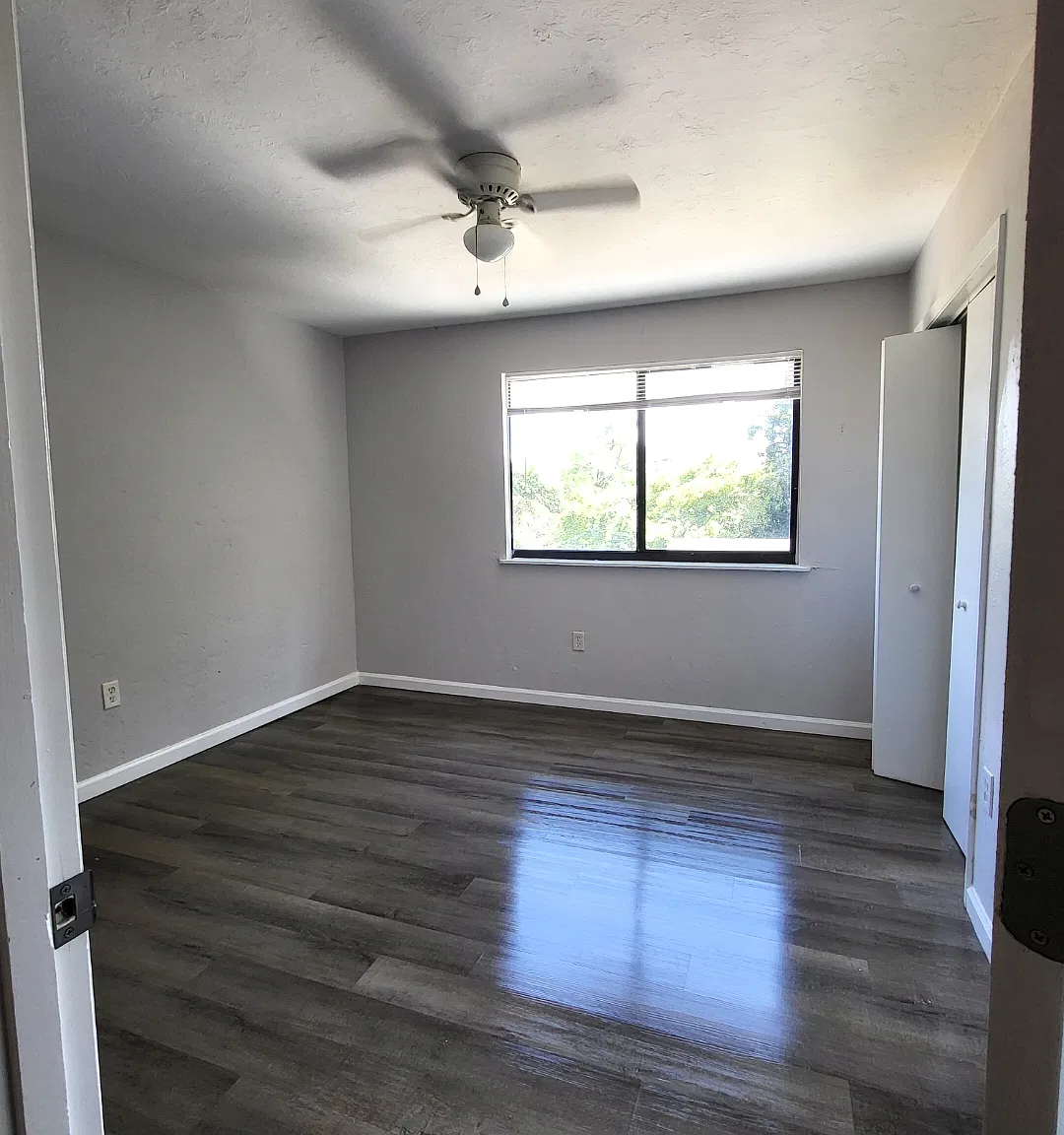 2 bed, 950 sqft, $1,150 — Photo 3