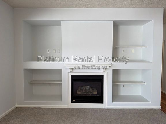 5th image of 105 Harmony Ct