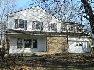 3289 Chelsea Dr, Cleveland Heights, OH