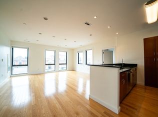 13 Aberdeen St #402J, Boston, MA 02215