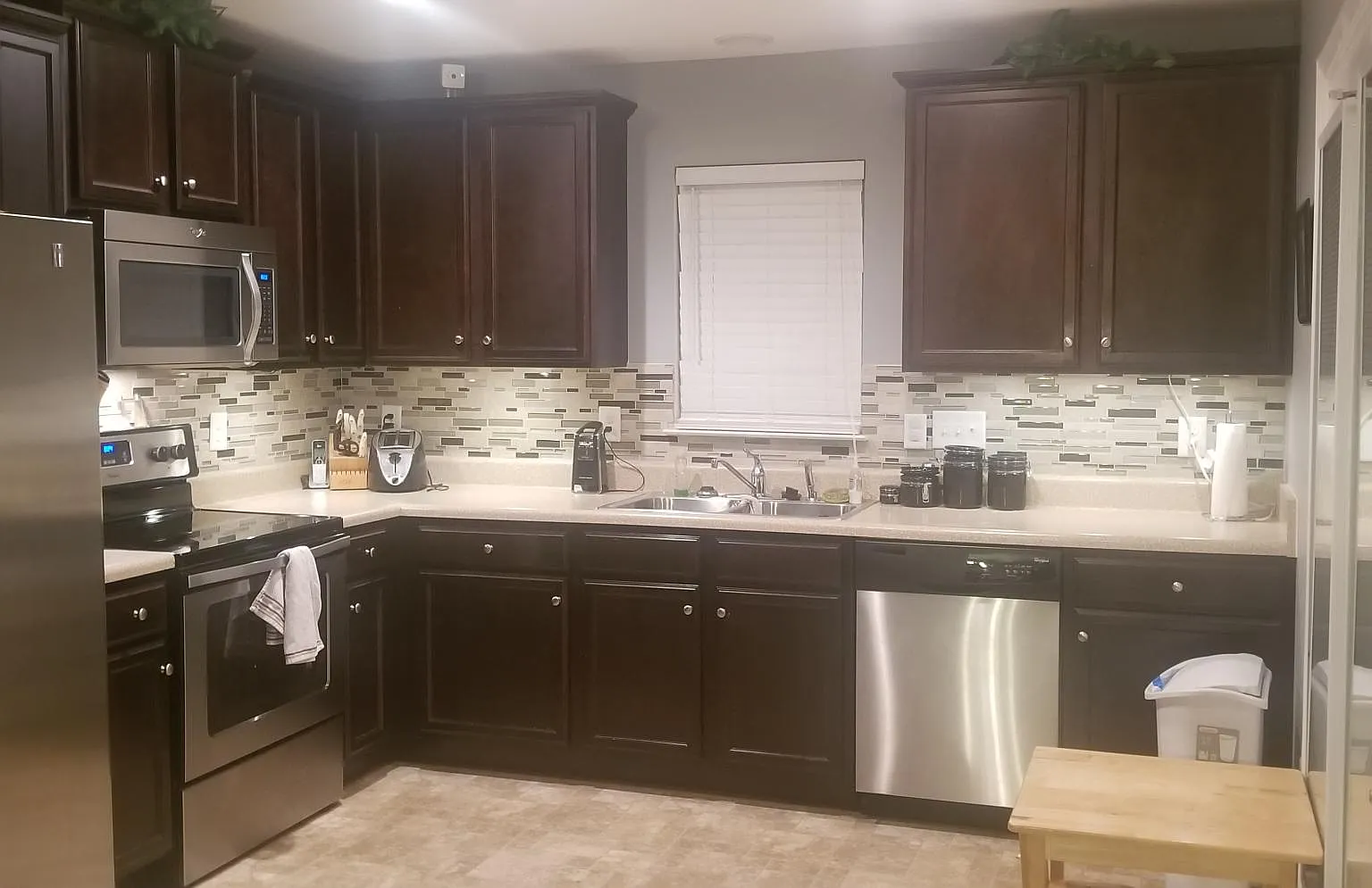 4 bed, 2.5 bath, 1640 sqft, $1,850 — Photo 4