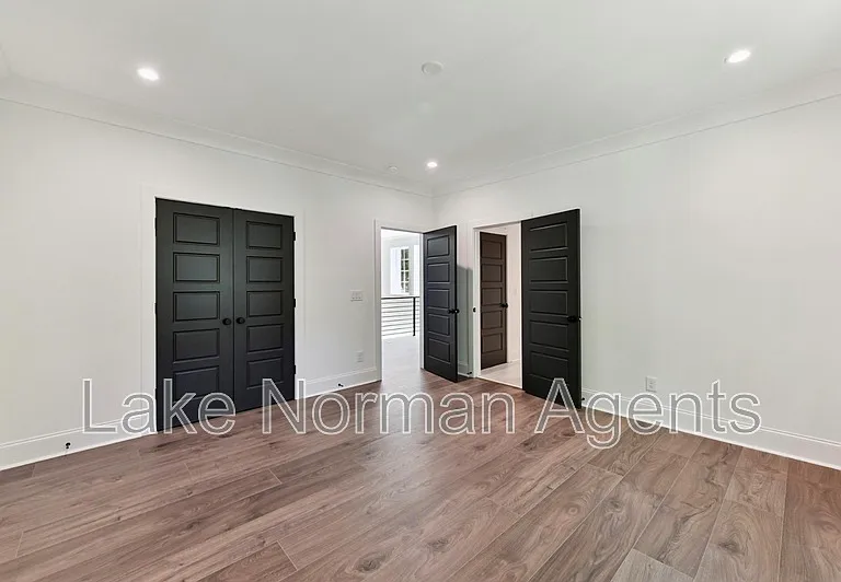 3830 Mill Run — Photo 27