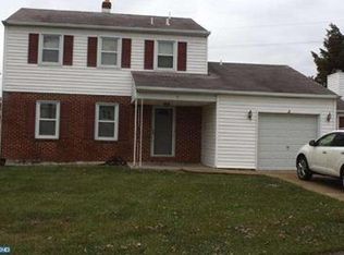 2 Bunker Hill Rd, New Castle, DE 19720