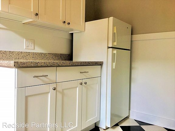 5th image of 419 13th Ave E APT 406